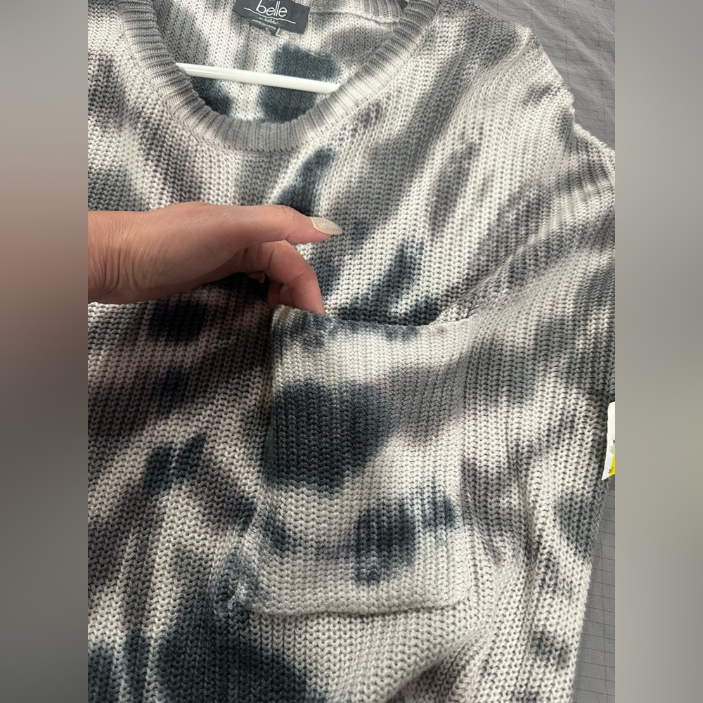 Belle by Belldini Tie-Dye Sweater Size xl - Picture 5 of 8